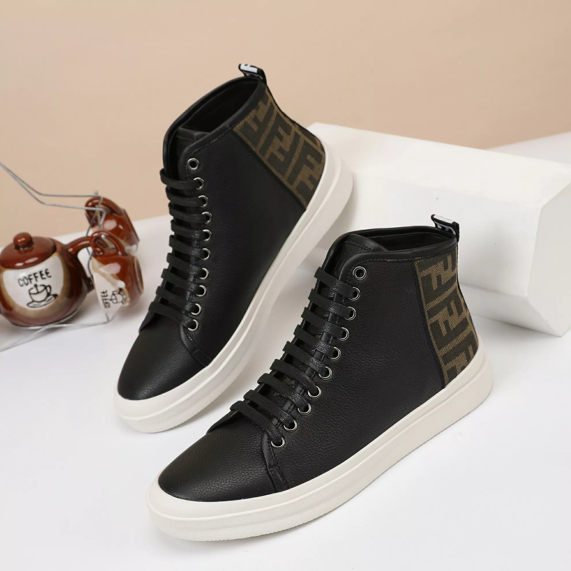 fendi high tops decontractees chaussures pour homme s_12740372